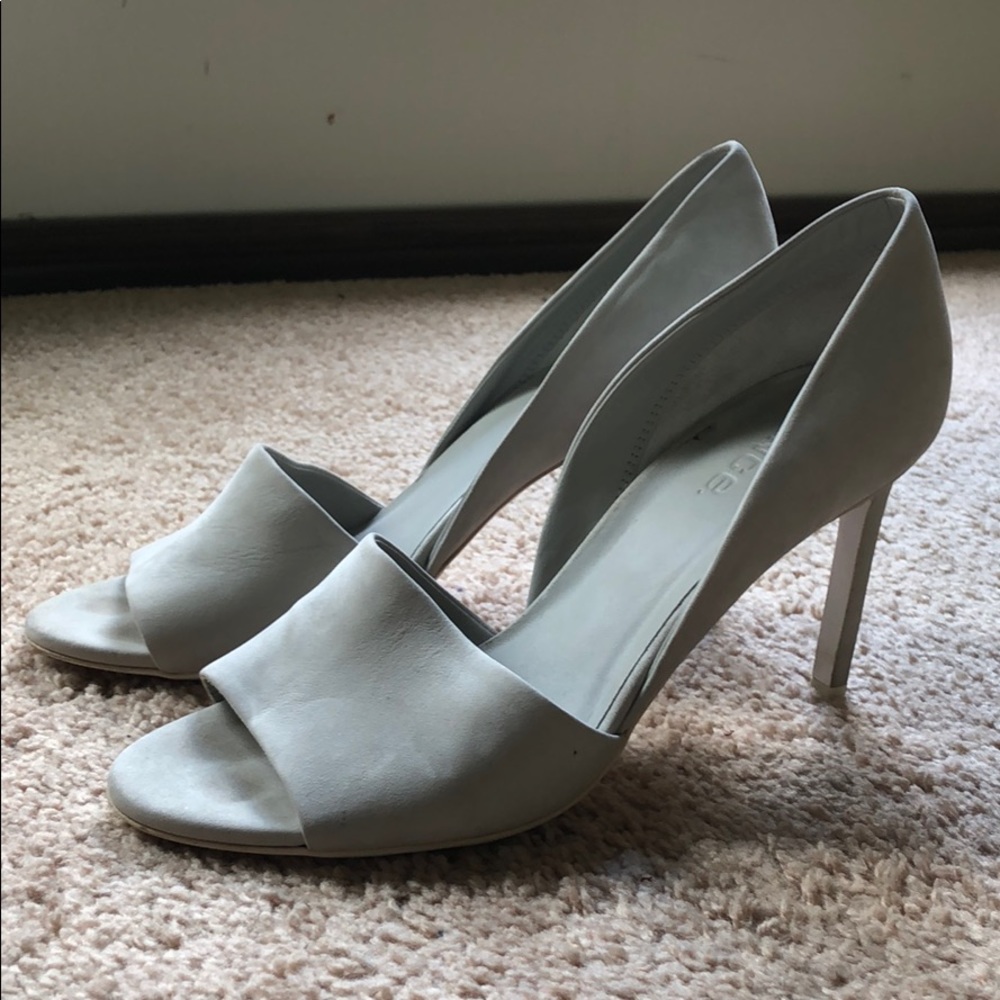 Vince Suede heels size 8
